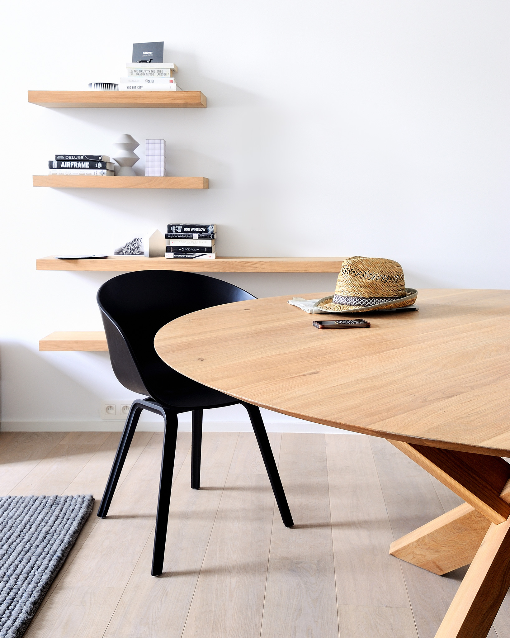 50164 Oak Circle dining table 51358 51360 Oak Wall shelf