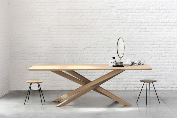 50178 Oak Mikado dining table