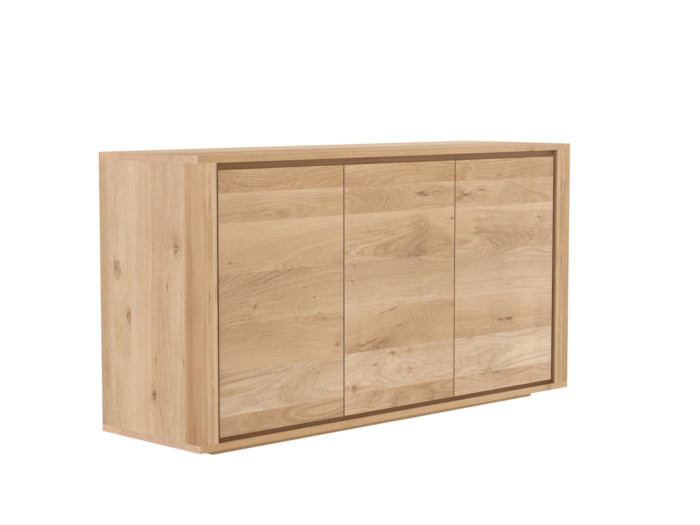 51371 Oak Shadow sideboard 3 doors p