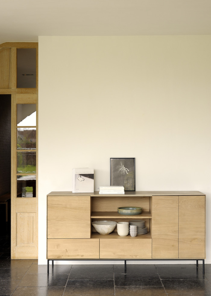 51467 Oak Whitebird sideboard 2