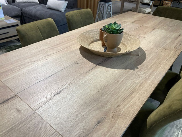 Table White 2